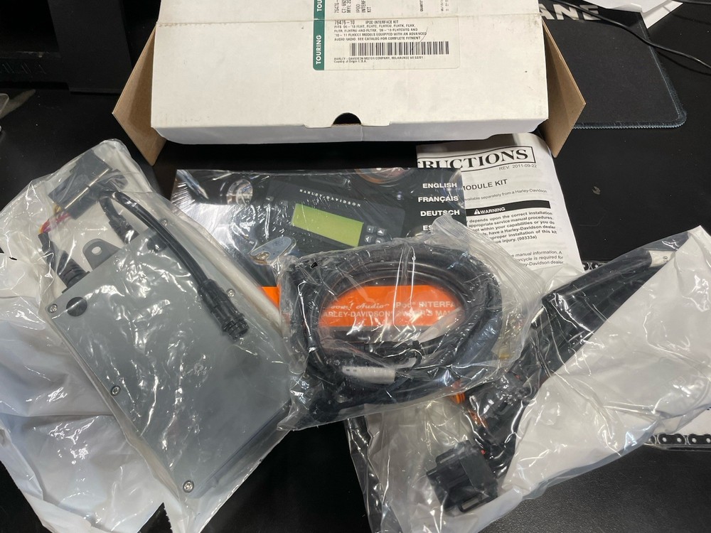 Harley Davidson iPod Interface Kit 76476-10 06-13 Touring Models