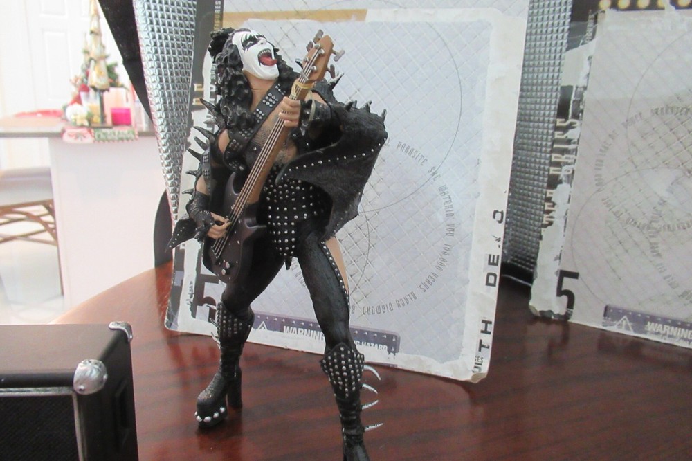 KISS ALIVE COMPLETE SET ACTION FIGURES