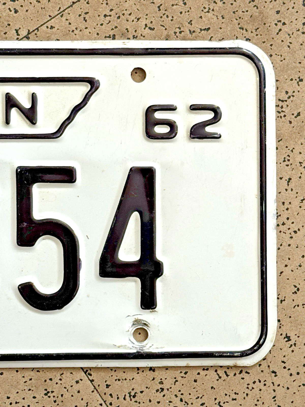 1963/1962 TENNESSEE license plate — GREENE CO — ORIGINAL vintage antique car tag