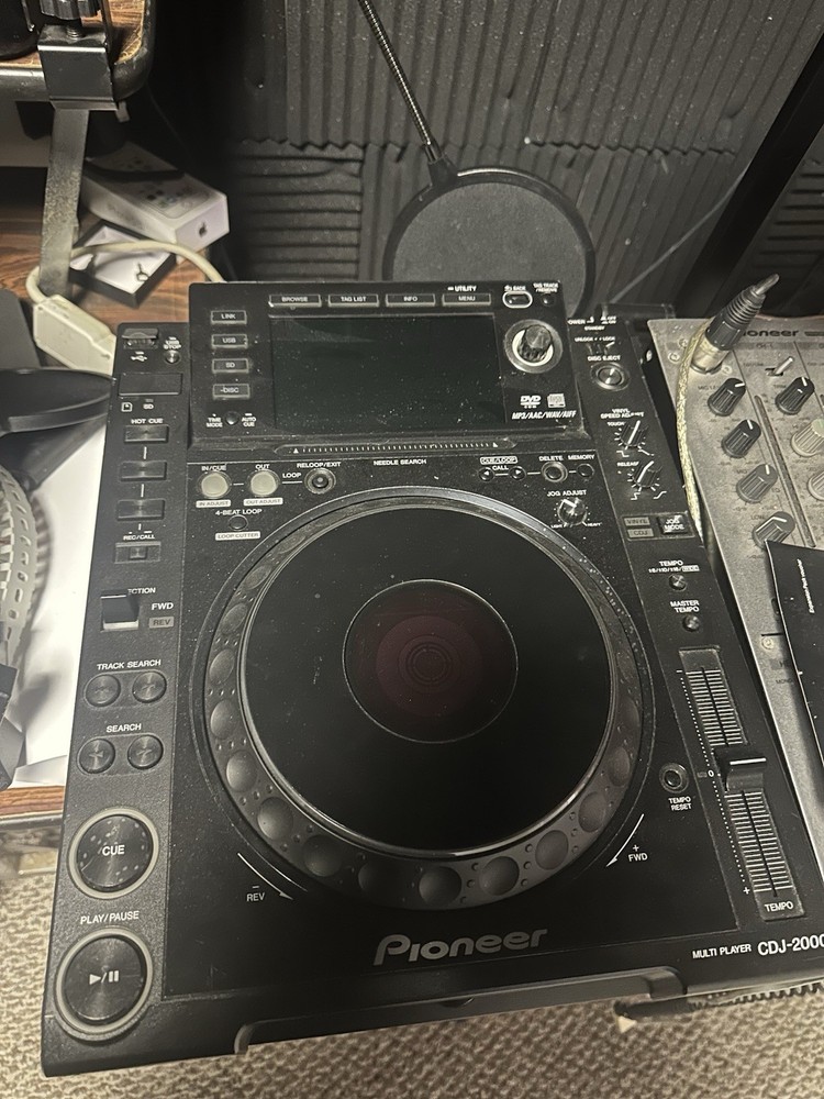 Pioneer CDJ-2000