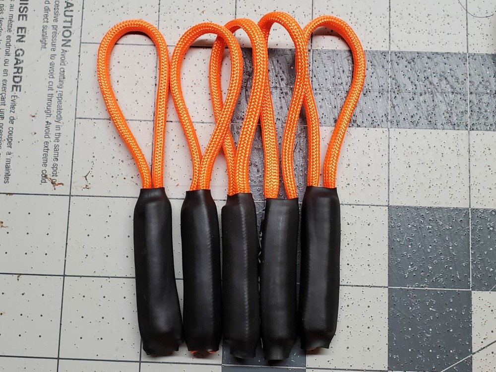 BushCraft Fire Starter Zipper Pulls