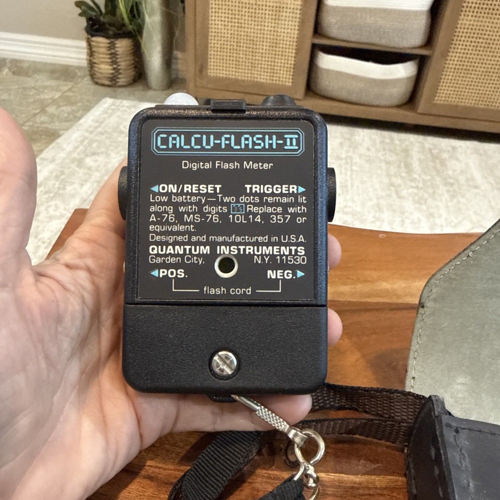 Quantum Calcu-Flash II Digital Flash Meter in the Case