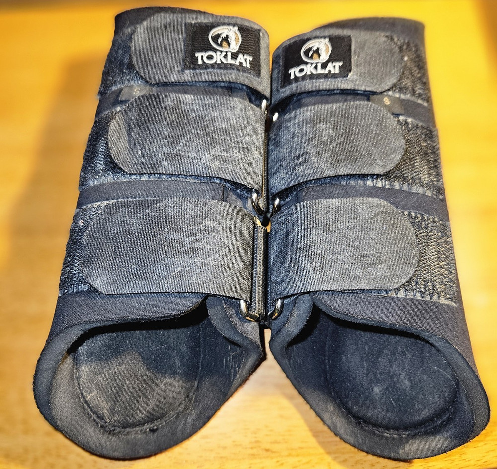 TOKLAT Splint Boots Size Small, One Pair, Hook and Loop Closure - Used
