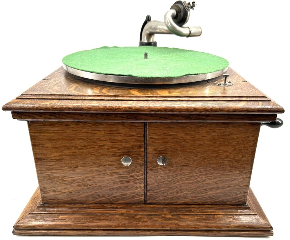 Antique Victor VV-VI Tabletop Phonograph NICE! - NEEDS SOME WORK
