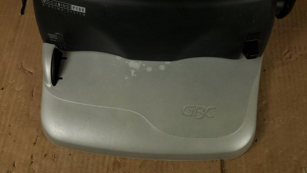 GBC Docubind Binding Machine Paper Comb Punch Binder P100