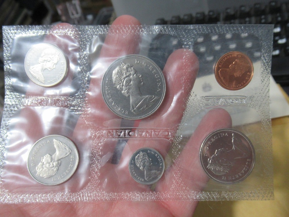Canada 1968 Prooflike UNCIRCULATED Mint Set Sealed