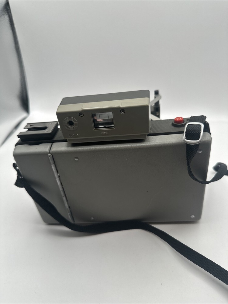 Polaroid Focused Flash 420 Automatic Land Camera