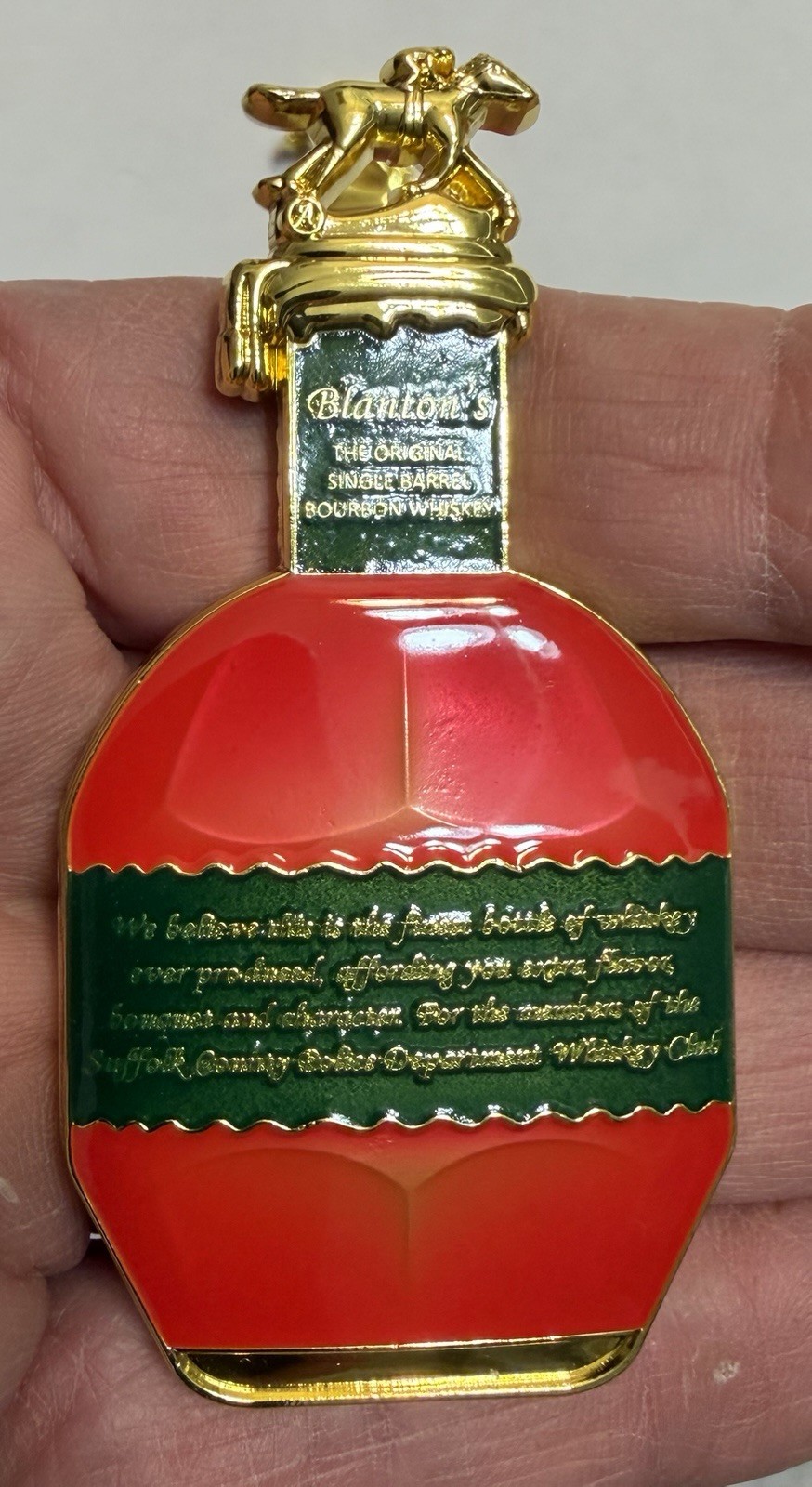 SUFFOLK COUNTY POLICE DEPT BLANTONS WHISKEY CLUB BOTTLE CHALLENGE COIN NEW YORK