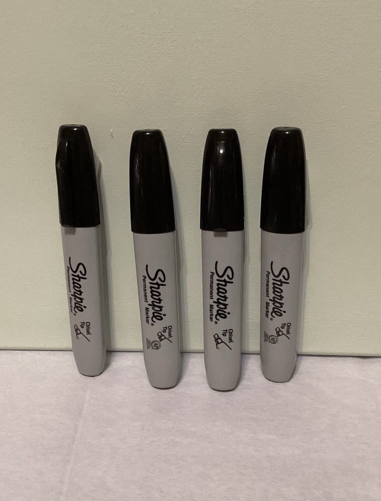 Four (4) Black Sharpie Permanent Markers Chisel Tip Pen (New)