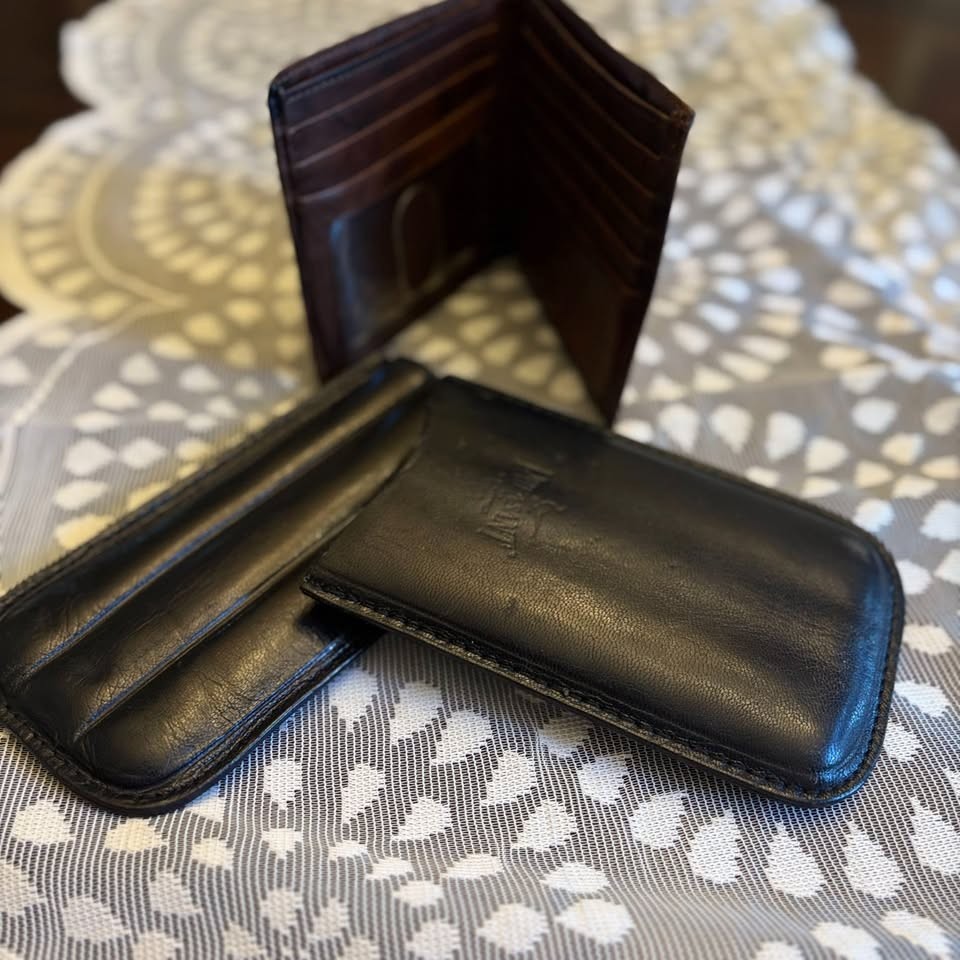 Vintage Leather Gentleman’s Set: Brands -Buxton & Pheasant