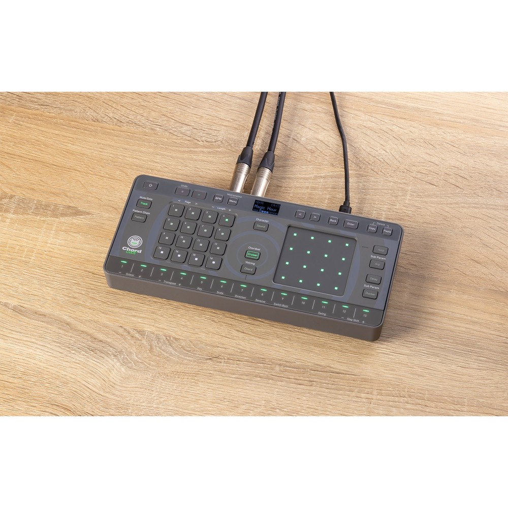 AlphaTheta CHORDCAT 8-Track Portable Groovebox Controller