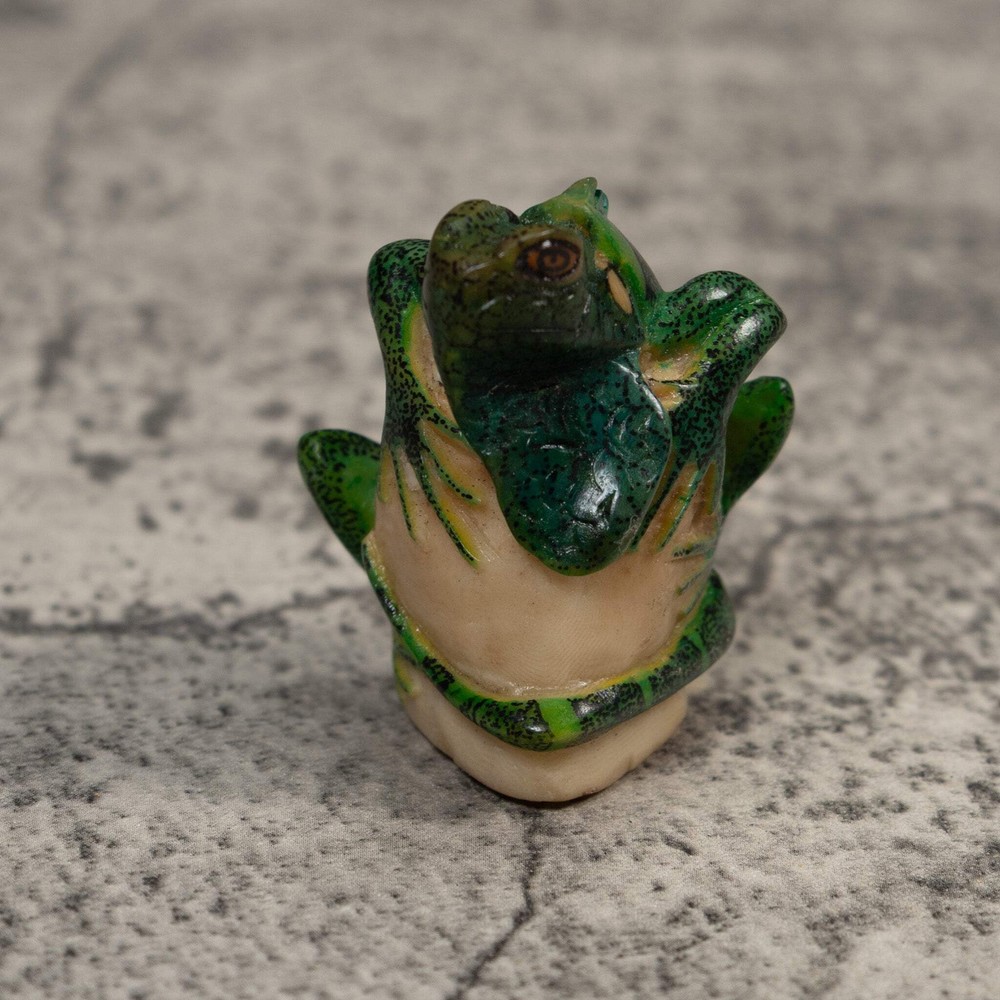 Green Iguana Lizard Tagua Carving