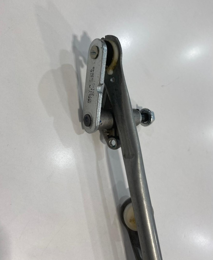 GEELY CK CONJUNTO DE VARILLAS DE LIMPIAPARABRISAS