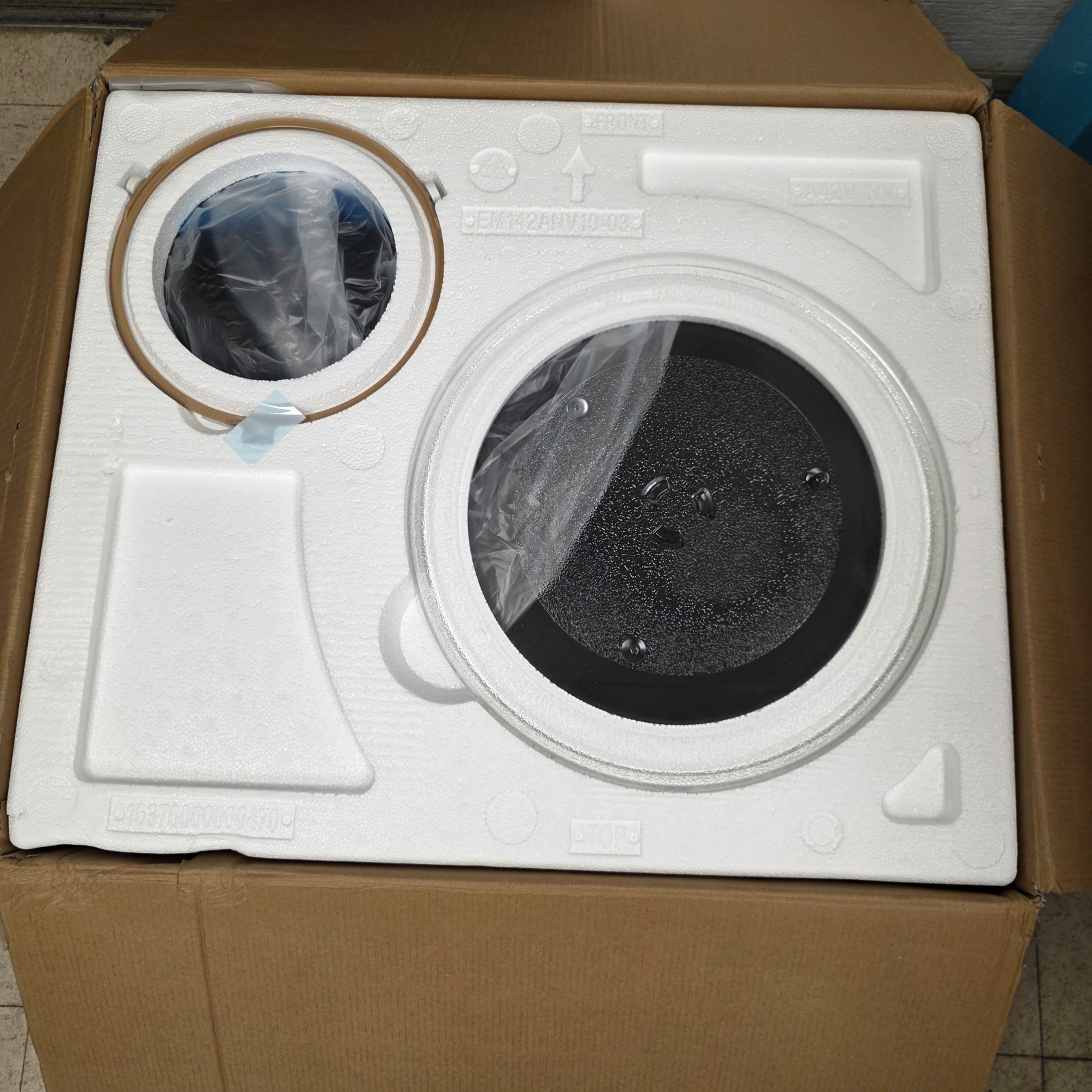 GE 1.6 Cu. Ft. Countertop Microwave Oven | GCST16S1WSS | NOB