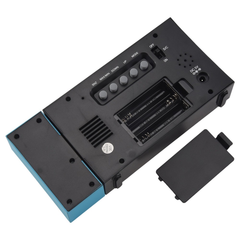 Projection Digital Alarm Clock Date Snooze Function Adjustable Angle5536