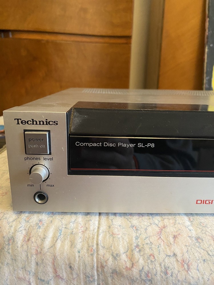 Technics SL-P8 Vintage Compact Disc Player needs repair