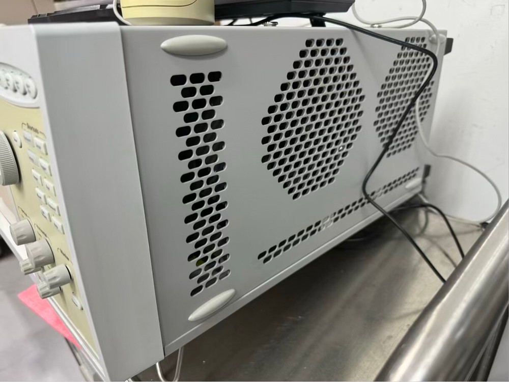 Agilent 16902A Logic Analysis System, 16950A x 2, E5380A x 8