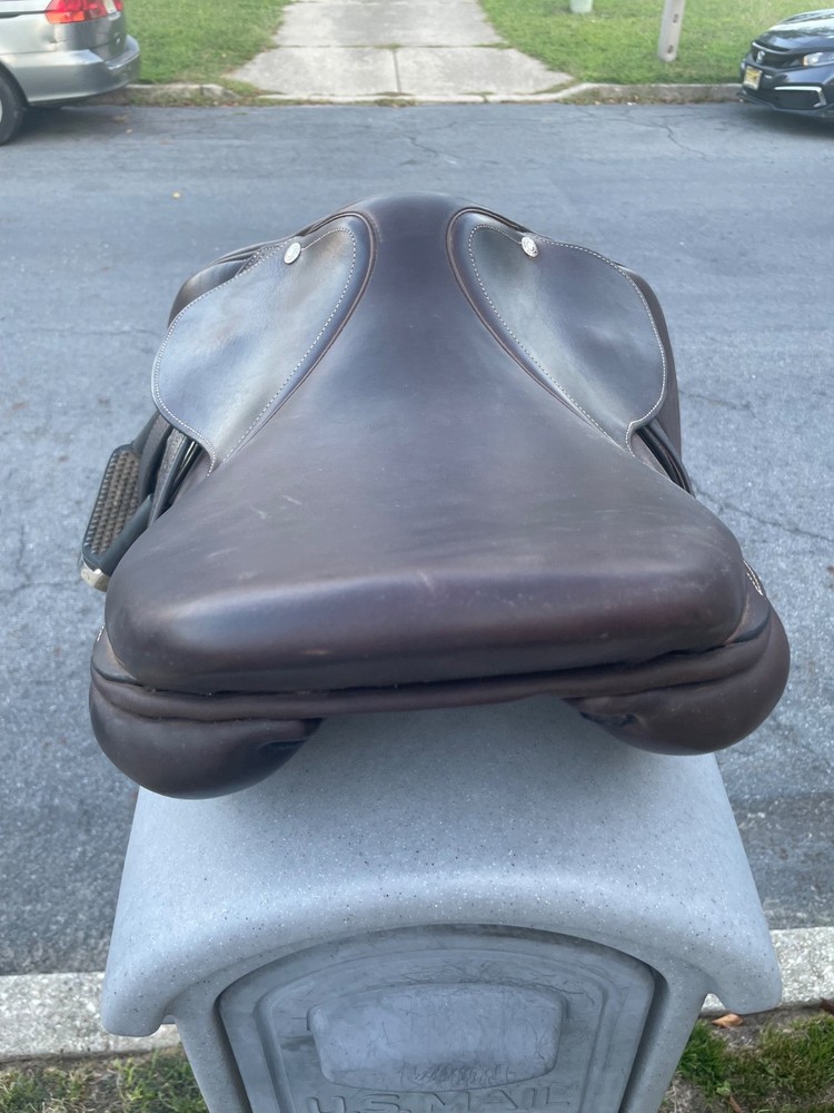 18 in Dover special eq saddle