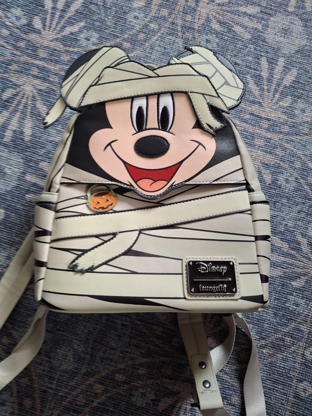 Loungefly Mummy Mickey Mouse Glow In The Dark Mini Backpack NWOT