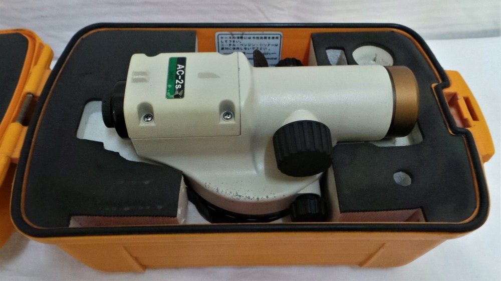 NIKON AC-2s AUTOMATIC LEVEL-360 Degree Surveying Instrument.