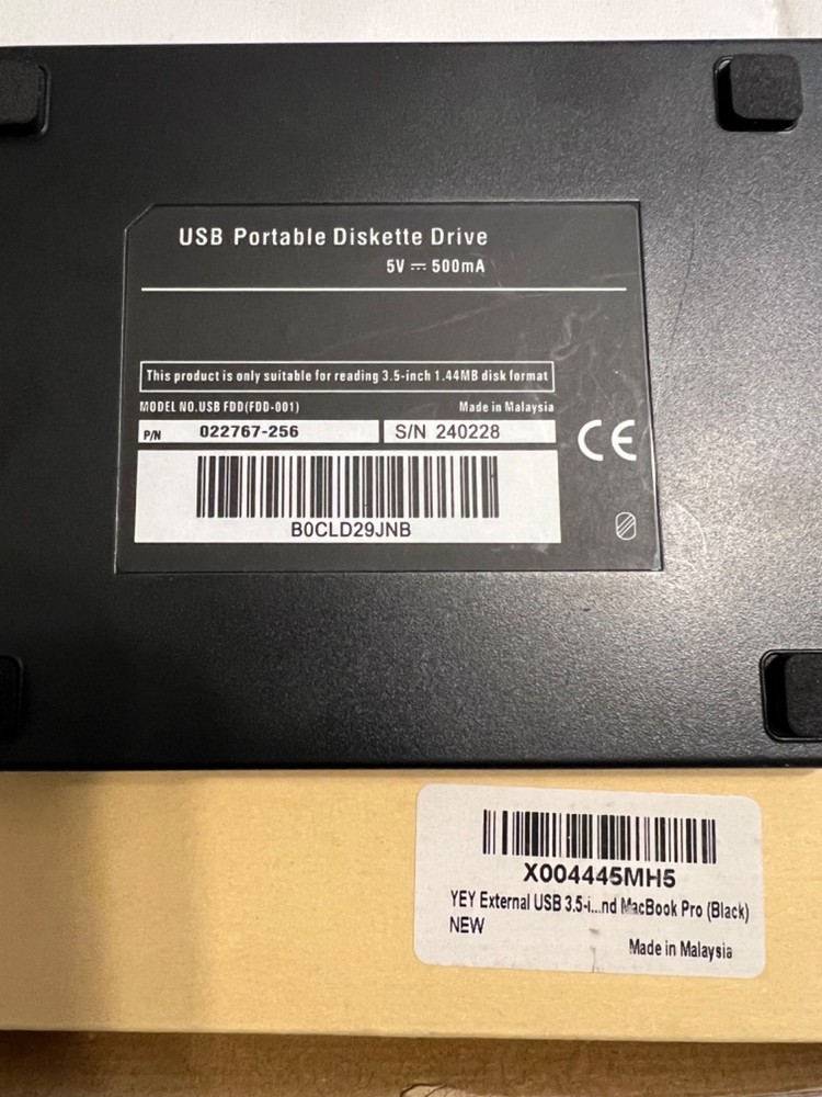 YEY Floppy Disk Reader External USB 3.5-in. Wins & MacBook .