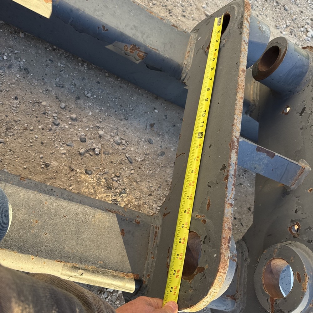 Pemberton Wheel Loader Fork Bracket Case 621c New