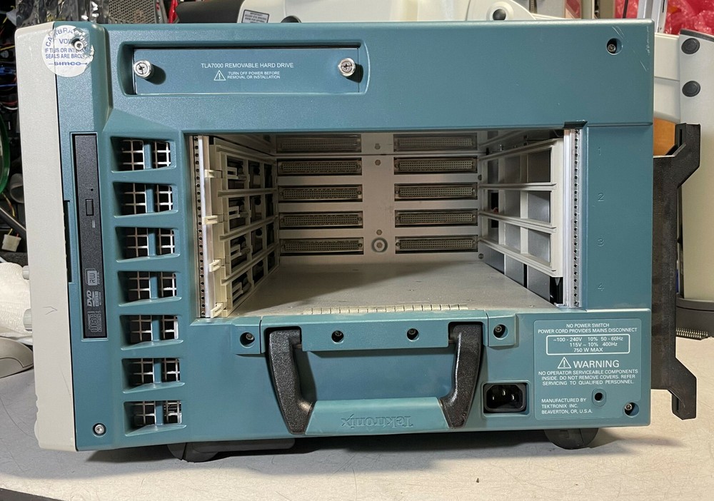 Tektronix TLA7012 Portable Logic Analyzer Mainframe