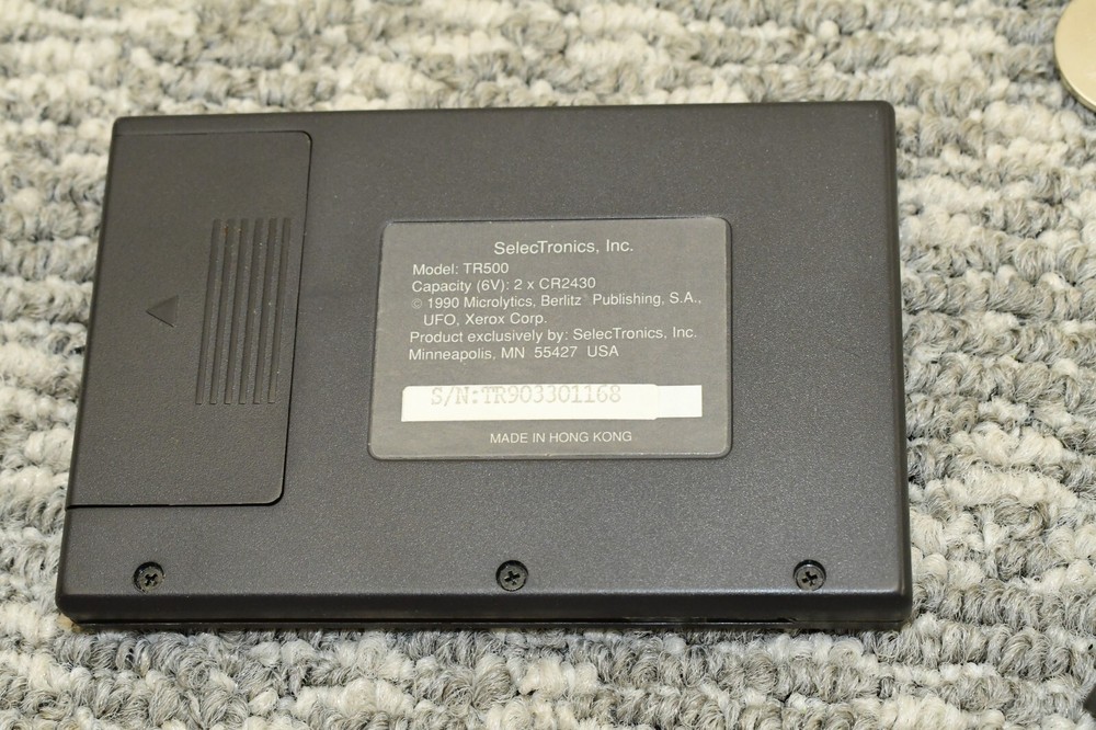 Berlitz Interpreter by Selectronics Five Language Translator Model TR500