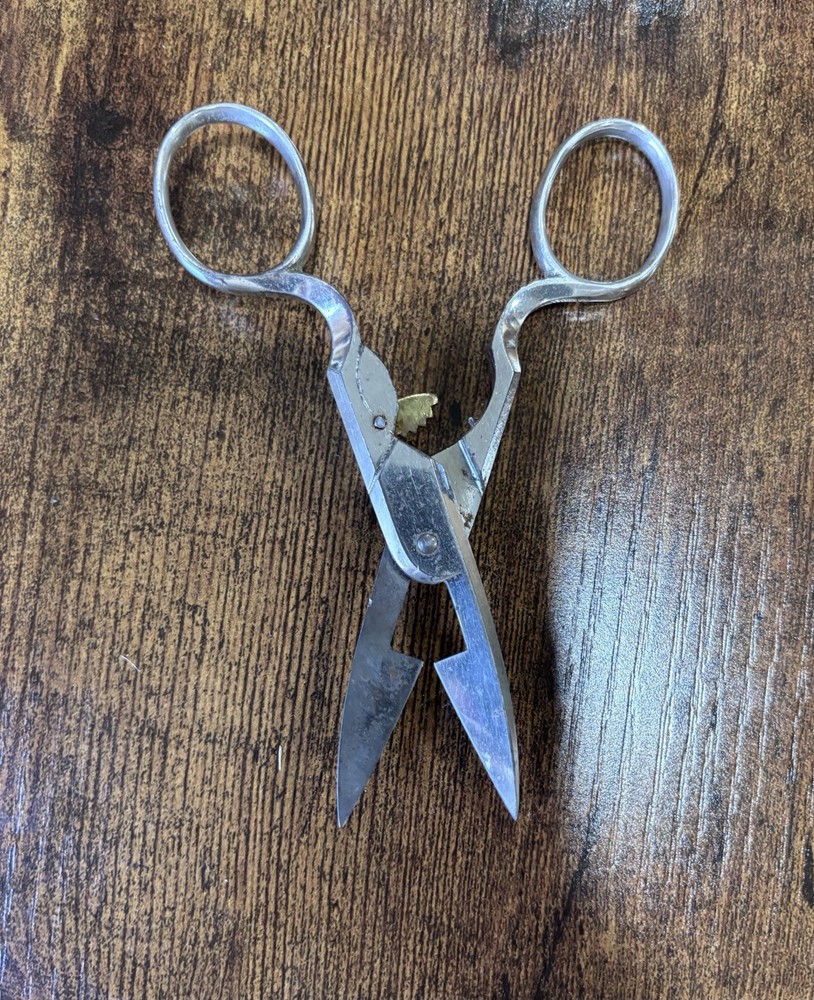 Jwiss antique button hole adjustable scissors