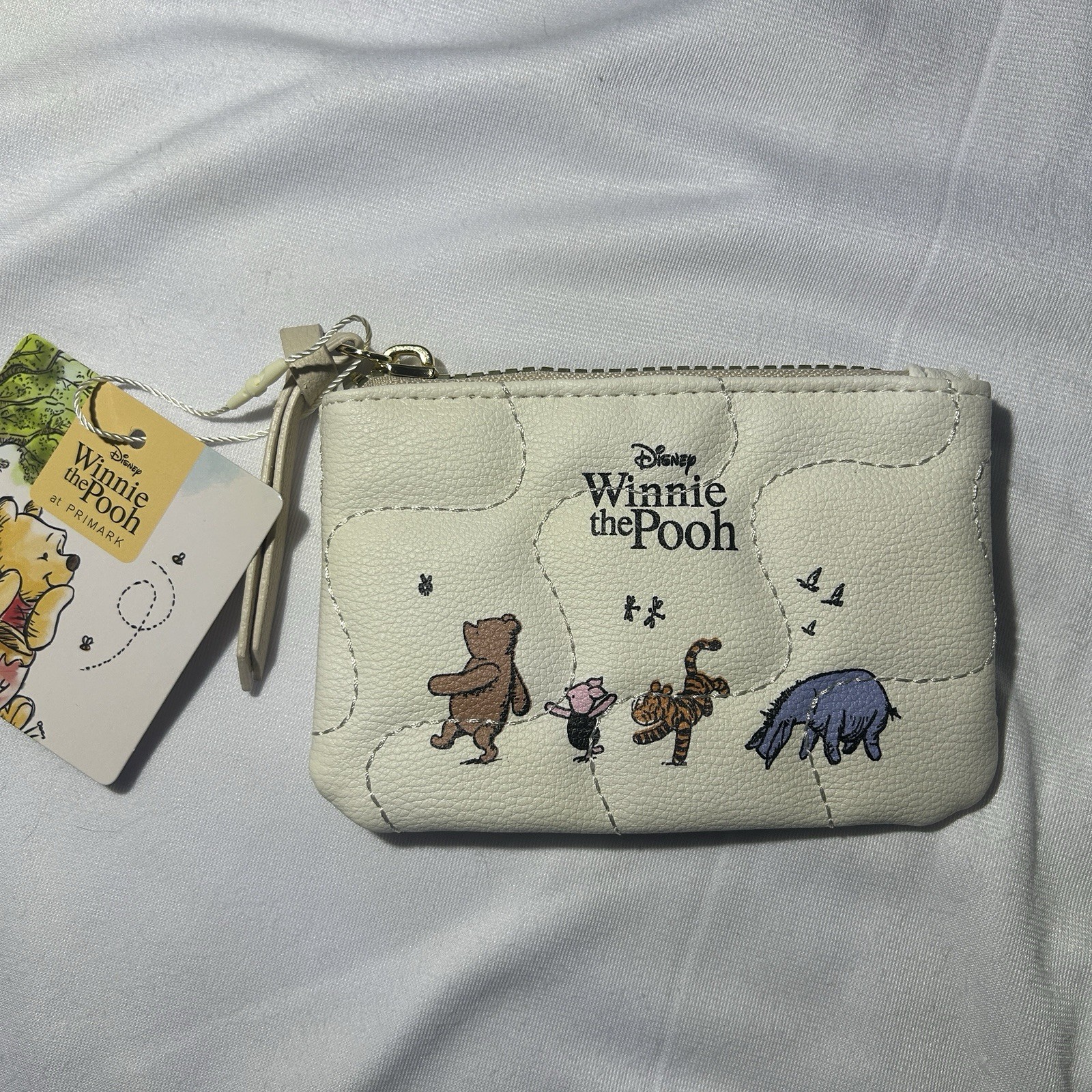 Disney Winnie the Pooh and Friends Coin Purse 5-1/4"W x 3.5"H NEW!