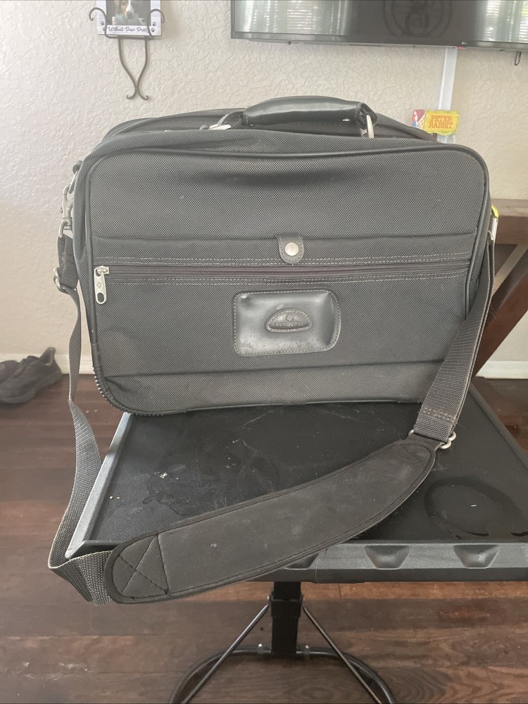 SAMSONITE Carry On Overnight Bag Briefcase - EUC