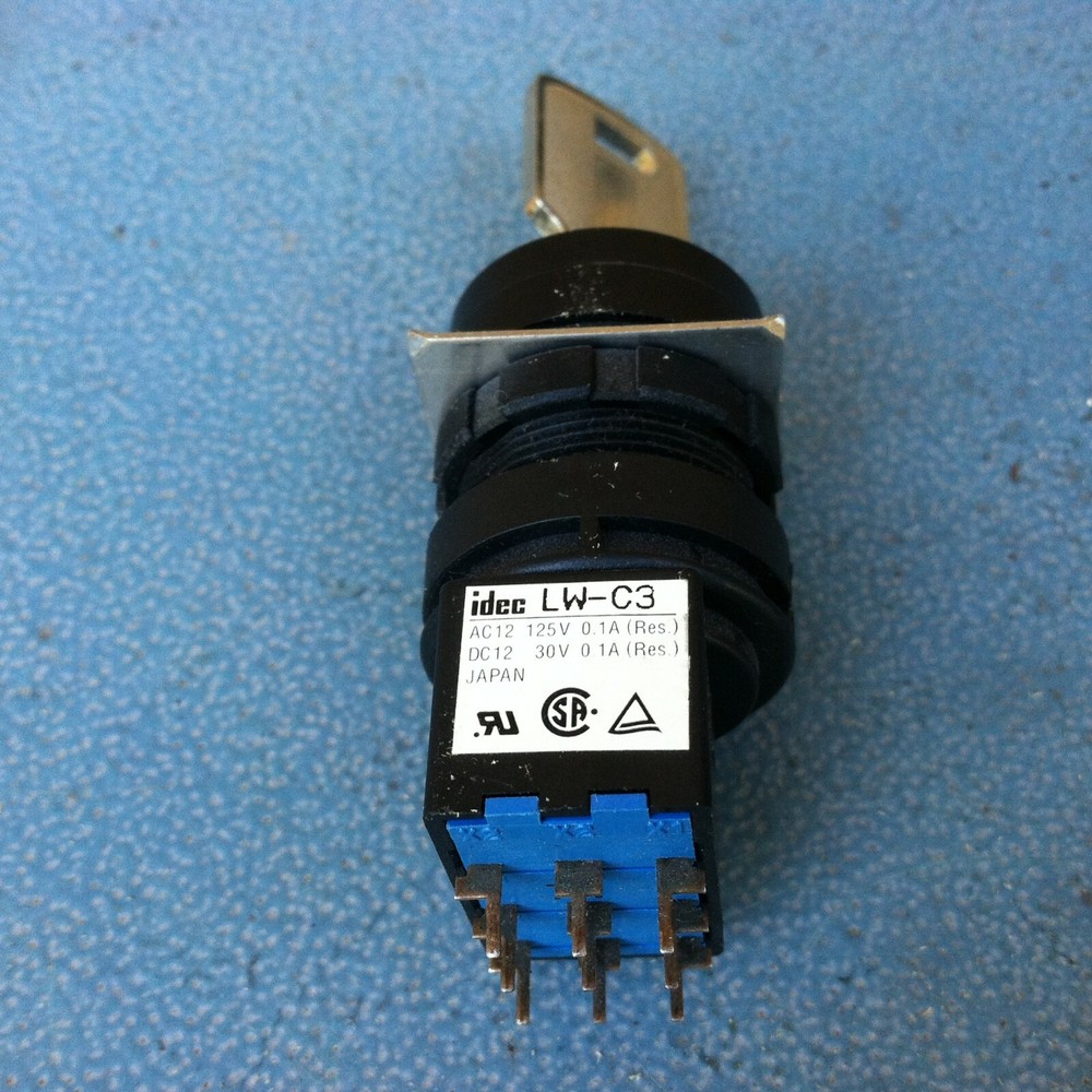 IDEC LW-C3, 3 Position Key Switch , 38