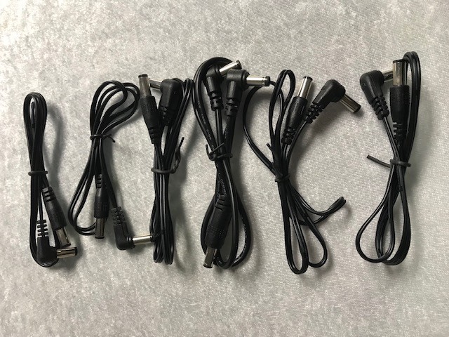 MXR M239 MINI ISO-BRICK Power Supply 4-9V Outs & 1 Switchable 9V/18V ( STRINGS )