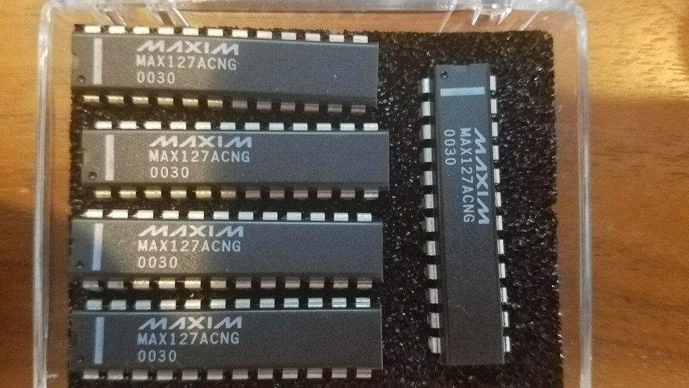 (1 Pc) Maxim, MAX127ACNG, Multirange, +5V, 12-Bit DAS w/ 2-Wire Serial Interface