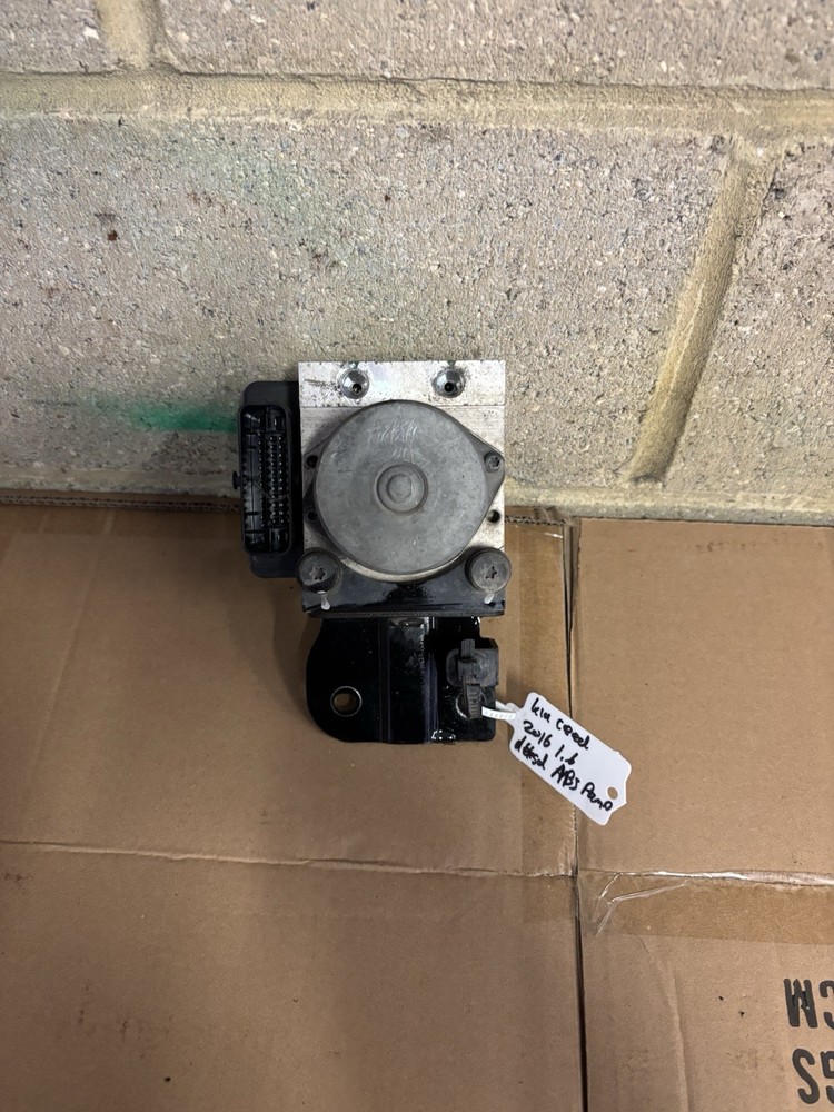 KIA CEED 2016 1.6 Diesel Complete ABS pump Complete Pump