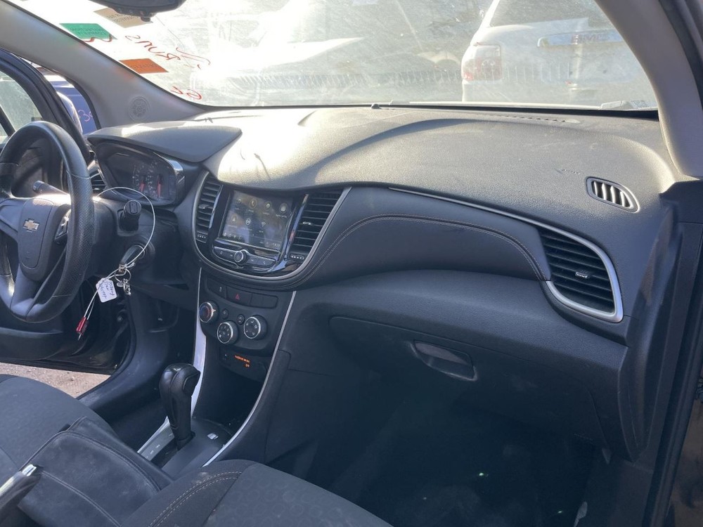 Sun Visor Left Driver Fits 17-22 TRAX 983908