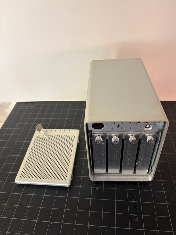 OWC Mercury Elite-AL Pro Qx2 Hardware RAID Data Storage/Backup Solution