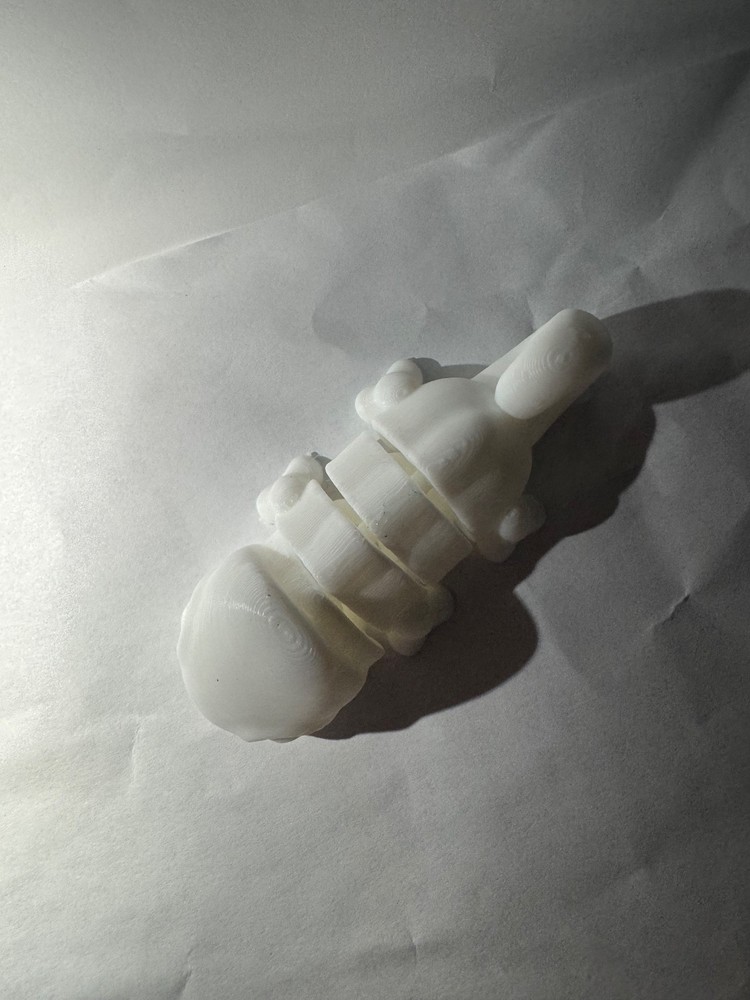 3D Printed Articulated Chameleon (Customize yourself!)