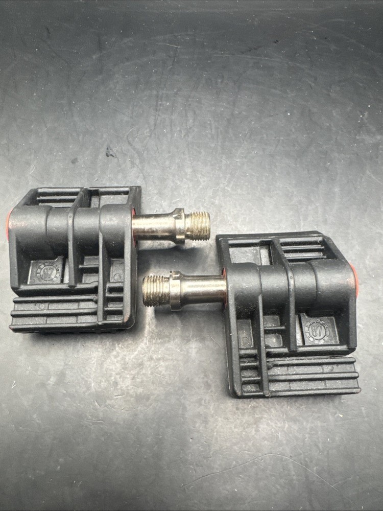Keywin Speed Clipless Pedal Set