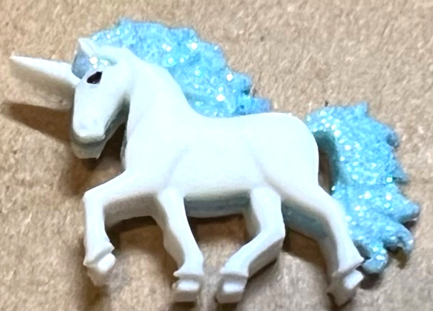 Lg 1 1/2” Nice 2 Pc 3D Plastic UNICORN Realistic Button Sparkly Mane Tail