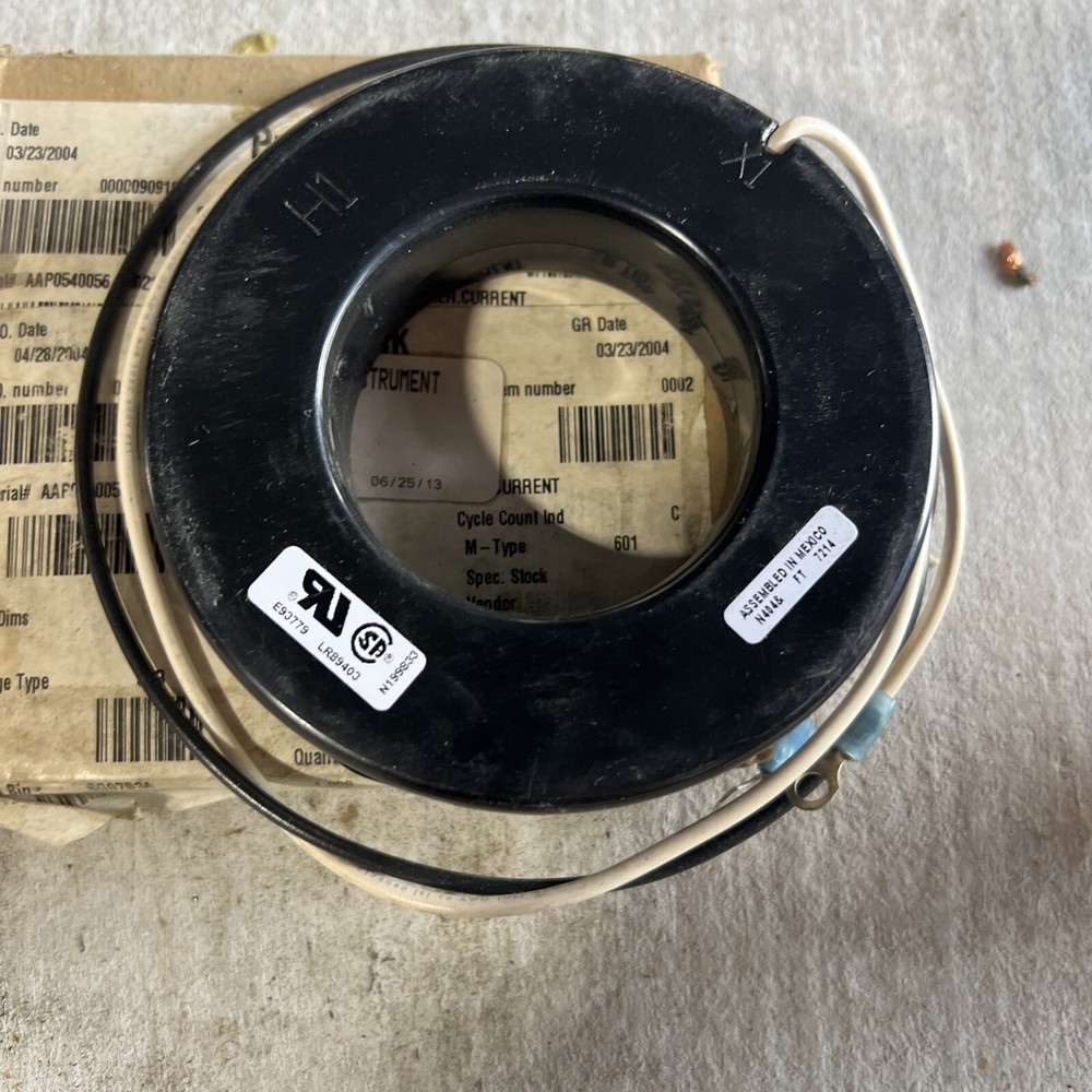 Electromagnetic Industries 300:5A Ratio Current Transformer 7RL-301