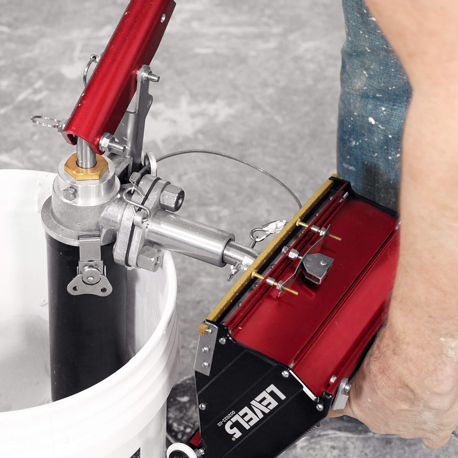 LEVEL5 Drywall Tool 12" Flat Box w/ 42" Standard Handle | 4-566