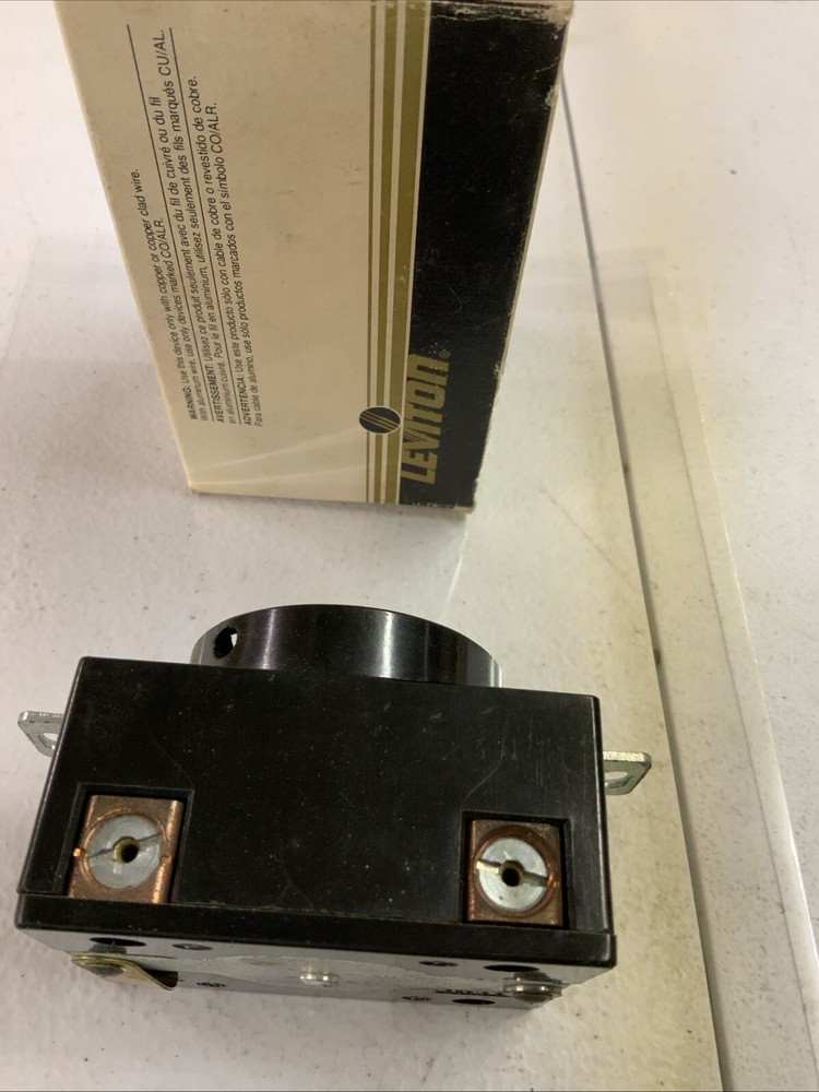 Leviton 2411, 3-Pole 4 Wire Grounding Locking Plug (chipped) - ECS