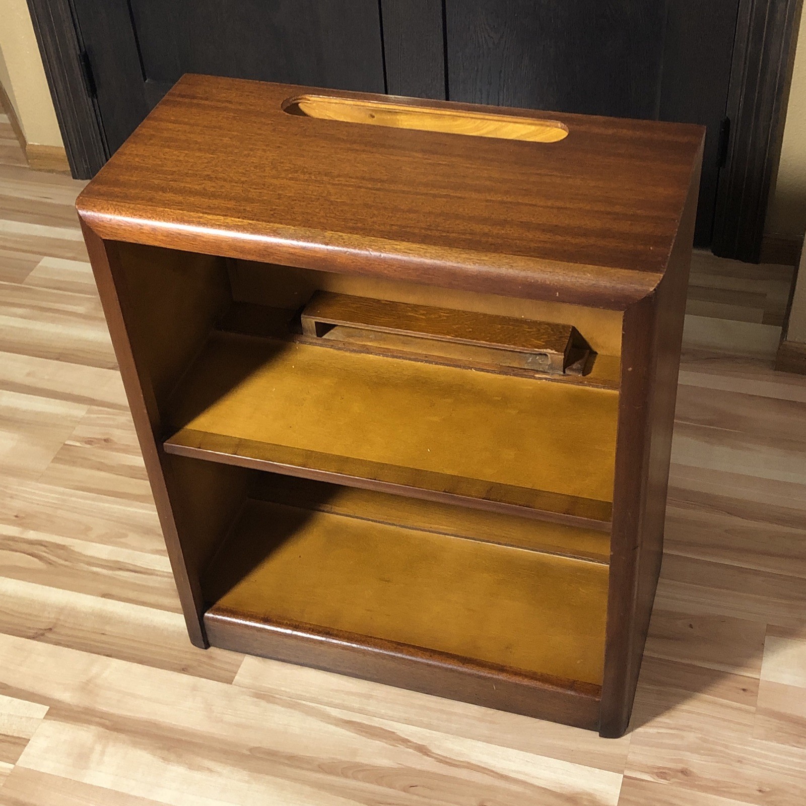 Midcentury Mahogany Wood Encyclopedia Bookcase Bookshelf Rounded Edges VTG MCM