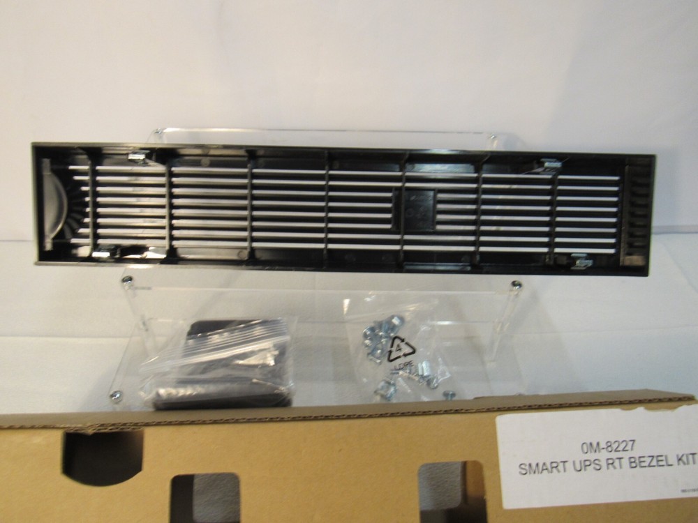 Smart UPS RT Bezel Kit 0M-8227 Replacement