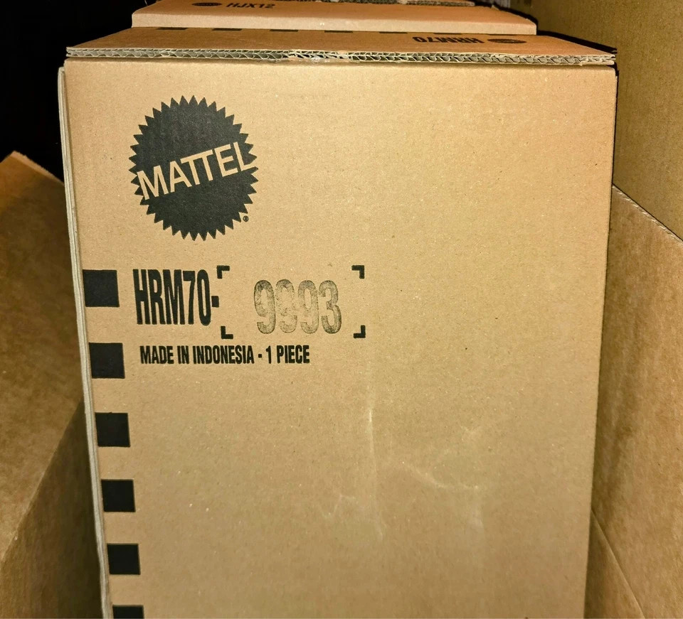 TWO BOB MACKIE 2023 & 2024 HOLIDAY ANGEL'S STUNNING PRISTINE IN SHIPPER