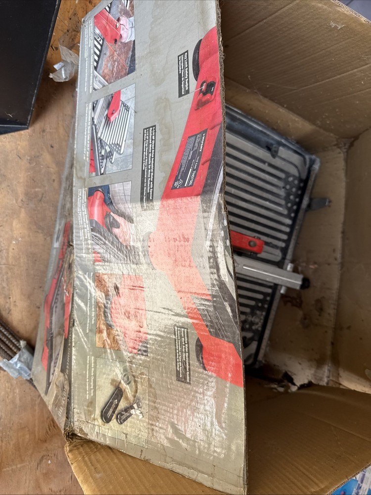 Husky Wet Laser Saw