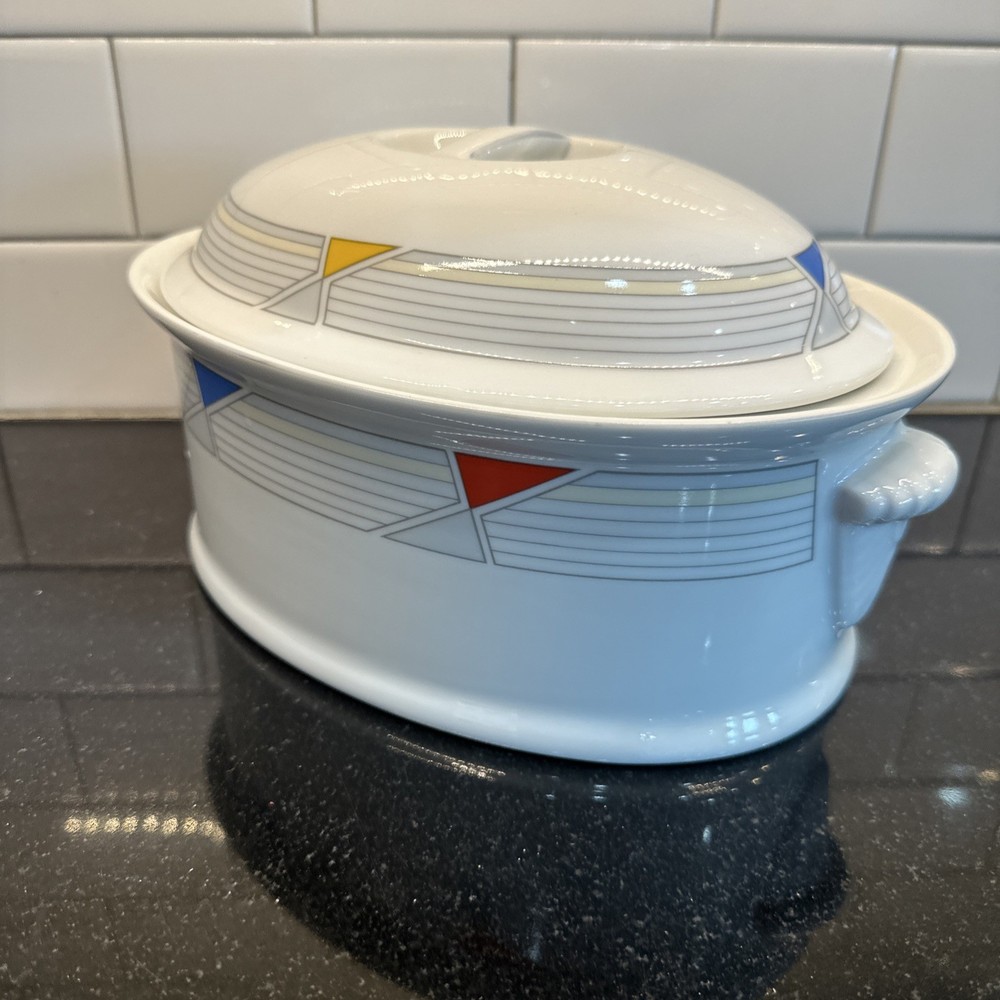 Studio Nova Prima Bake & Serve 2 Quart Oval Covered Casserole Japan UP034