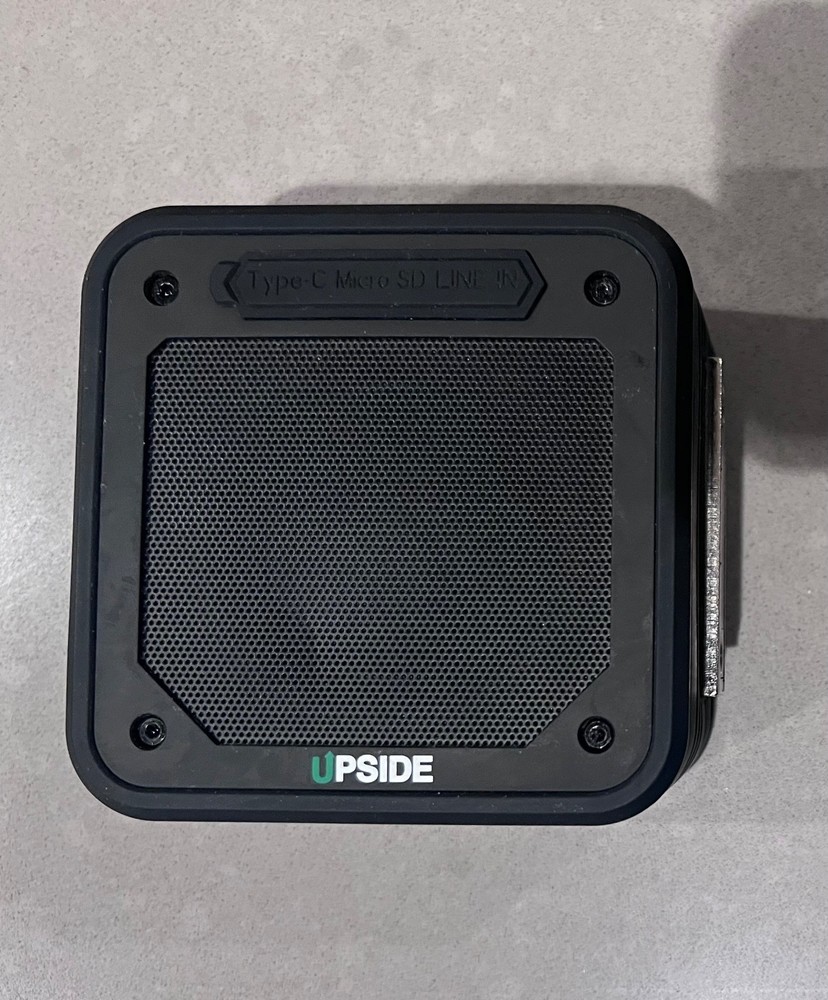 Upside Golf SUPERX7 Magnetic Bluetooth Speaker