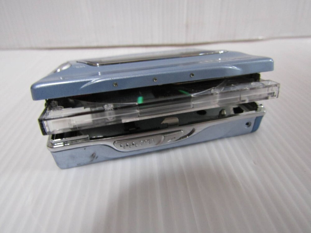 Sharp MD-MT770 MD Recorder Portable Player Untested Junk From Japan
